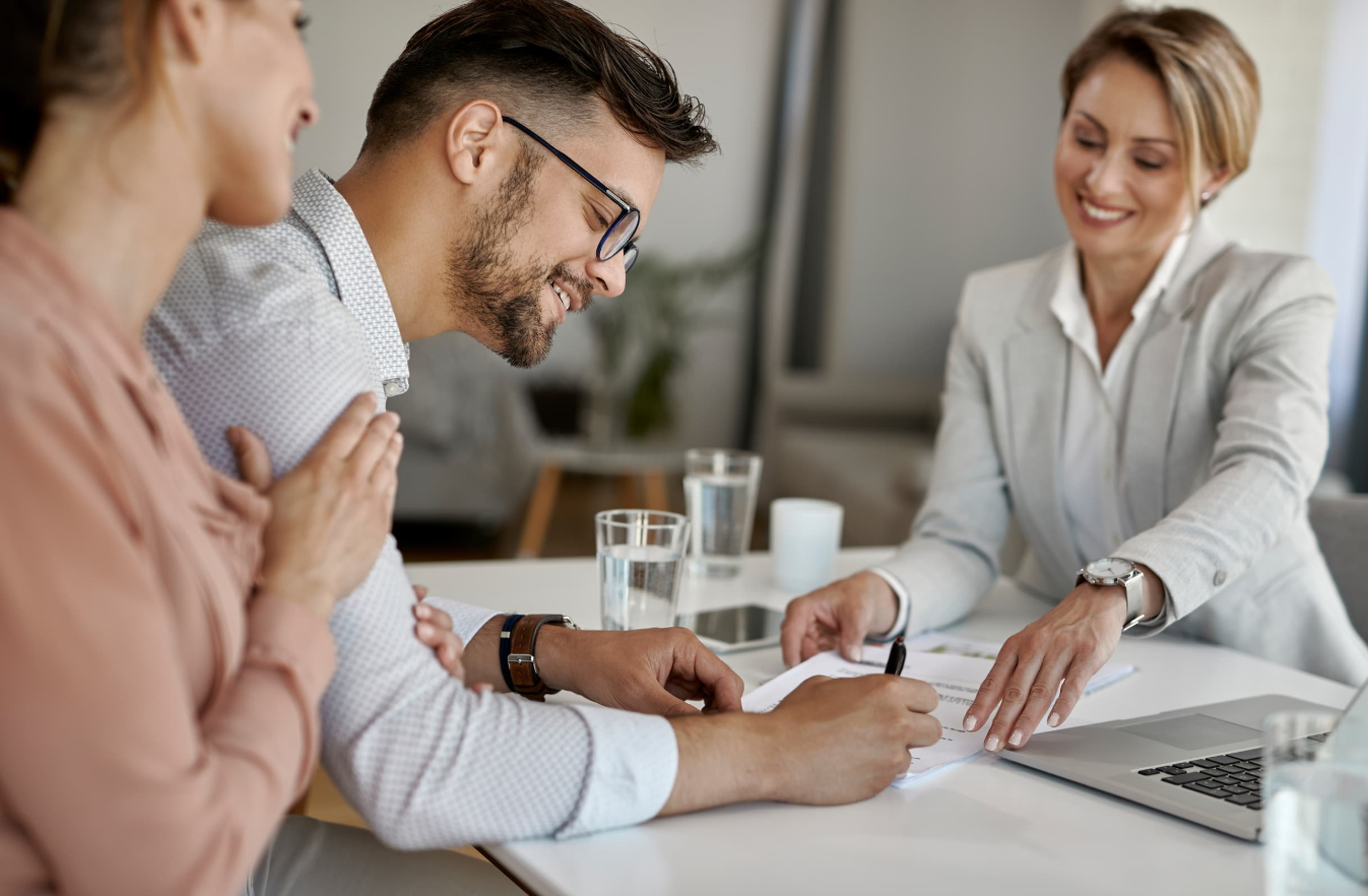 Família a organizar um projeto pessoal
